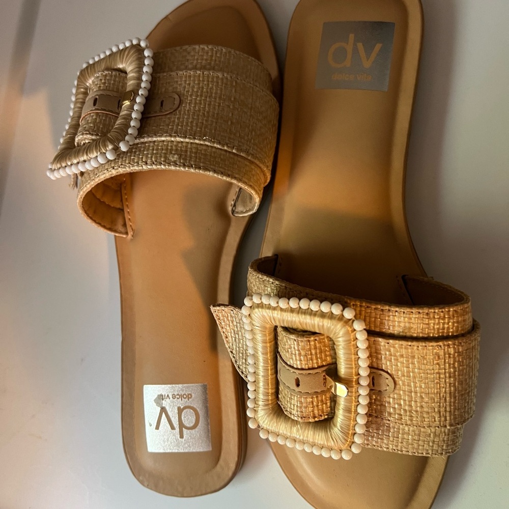 Brand new without tags dolce vita women’s sandals size 7